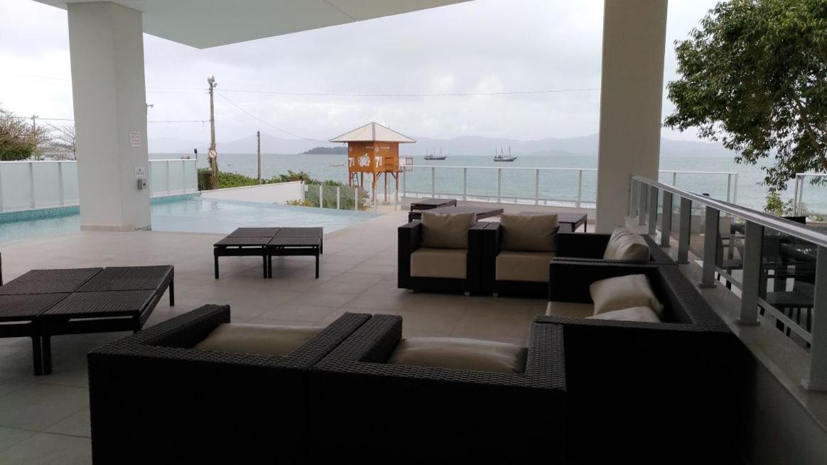 Maravilhoso Apartamento Beira-Mar Praia Da Cachoeira Florianópolis Buitenkant foto